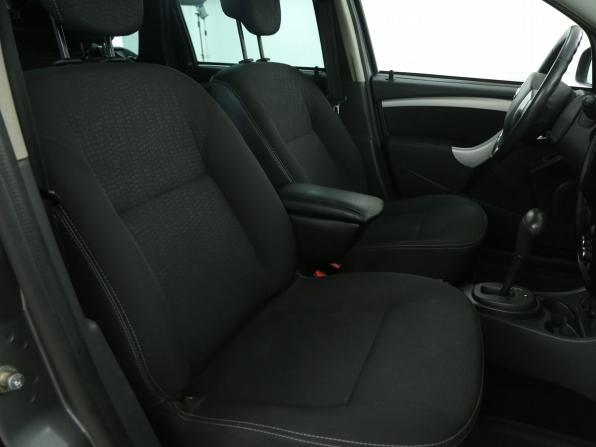 Nissan Terrano III (D10) с пробегом 2015 года, цена 896 000 рублей, 140000 км, внедорожник, Автокод Объявления
