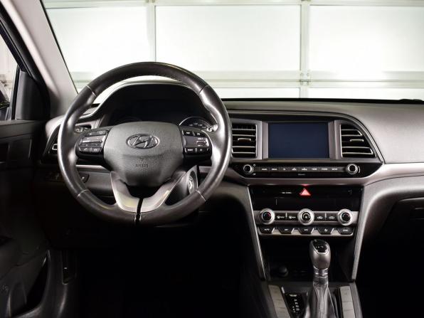 Hyundai Elantra VI (AD) Рестайлинг с пробегом 2019 года, цена 1 599 999 рублей, 131471 км, седан, Автокод Объявления