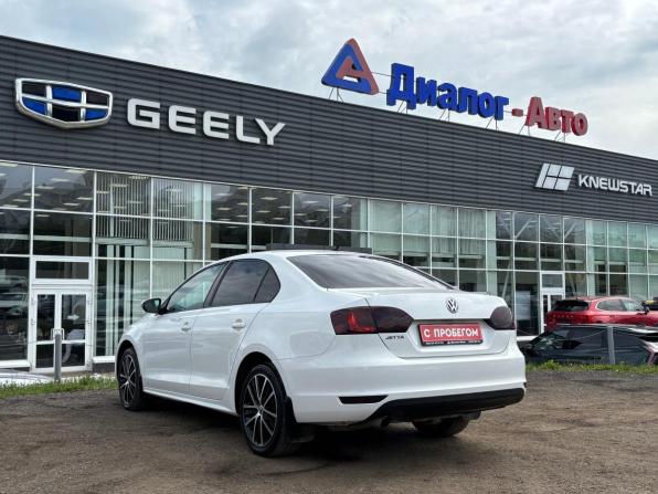 Volkswagen Jetta VI с пробегом 2013 года, цена 1 017 000 рублей, 208375 км, седан, Автокод Объявления