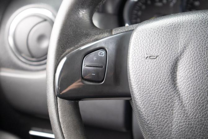Renault Duster I Рестайлинг с пробегом 2015 года, цена 1 049 000 рублей, 147000 км, внедорожник, Автокод Объявления
