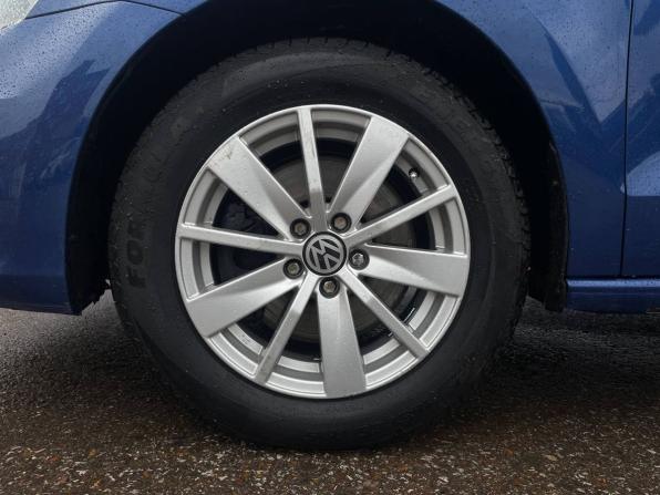 Volkswagen Polo V Рестайлинг с пробегом 2019 года, цена 1 250 000 рублей, 123731 км, седан, Автокод Объявления
