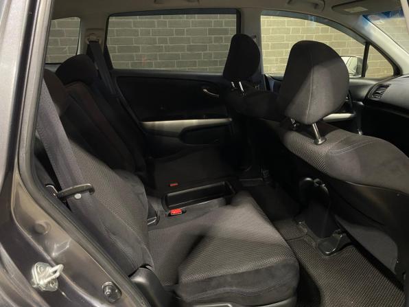 Honda Stream II Рестайлинг с пробегом 2013 года, цена 1 300 000 рублей, 153157 км, минивэн, Автокод Объявления