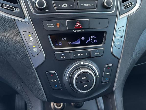 Hyundai Santa Fe III Рестайлинг с пробегом 2015 года, цена 1 855 000 рублей, 148391 км, внедорожник, Автокод Объявления