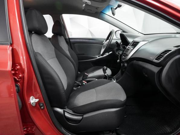 Hyundai Solaris I с пробегом 2014 года, цена 832 000 рублей, 133496 км, седан, Автокод Объявления