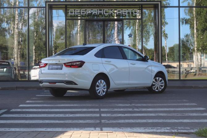 Lada (ВАЗ) Vesta I Рестайлинг (NG) с пробегом 2024 года, цена 1 410 000 рублей, 41151 км, седан, Автокод Объявления