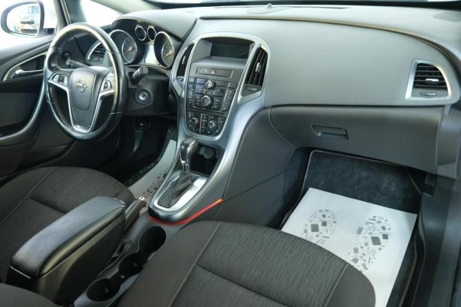 Opel Astra J Рестайлинг с пробегом 2012 года, цена 799 000 рублей, 123464 км, хэтчбек, Автокод Объявления