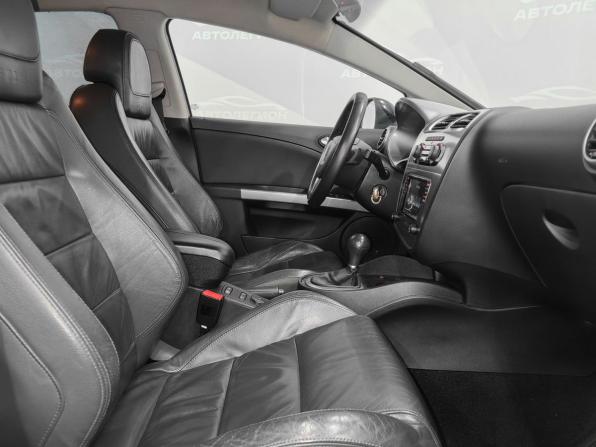 SEAT Leon II Рестайлинг с пробегом 2012 года, цена 1 120 000 рублей, 260000 км, хэтчбек, Автокод Объявления