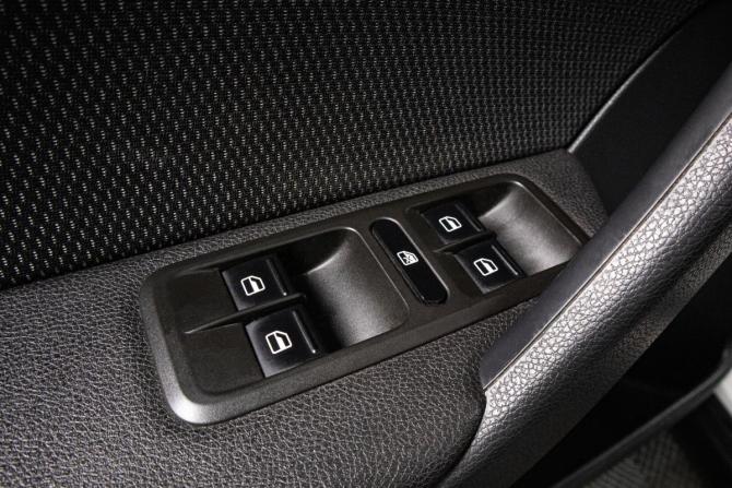 Skoda Yeti I с пробегом 2013 года, цена 924 000 рублей, 162000 км, внедорожник, Автокод Объявления