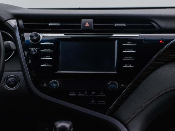 Toyota Camry VIII (XV70) с пробегом 2020 года, цена 2 695 000 рублей, 94426 км, седан, Автокод Объявления