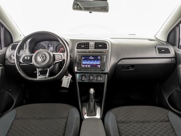 Volkswagen Polo V Рестайлинг с пробегом 2020 года, цена 1 425 000 рублей, 66754 км, седан, Автокод Объявления