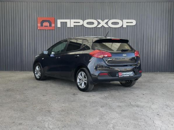 Kia Ceed II с пробегом 2012 года, цена 857 000 рублей, 185508 км, хэтчбек, Автокод Объявления