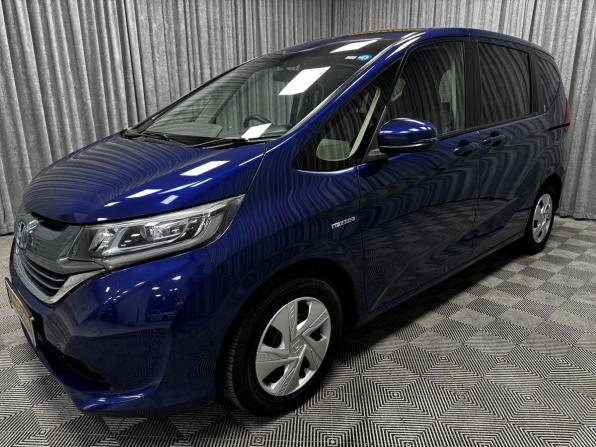 Honda Freed II с пробегом 2018 года, цена 1 600 000 рублей, 157574 км, компактвэн, Автокод Объявления