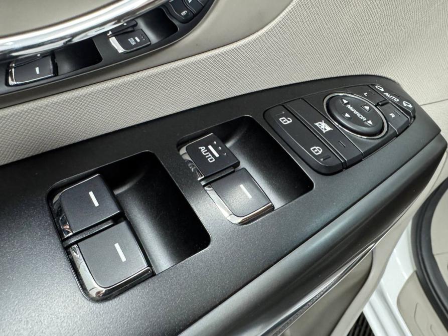 Kia Carnival III Стерлитамак  - изображение 19