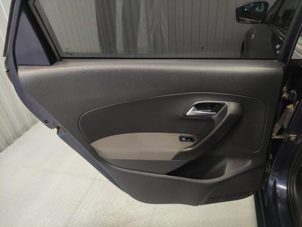 Volkswagen Polo V с пробегом 2012 года, цена 703 000 рублей, 164235 км, седан, Автокод Объявления