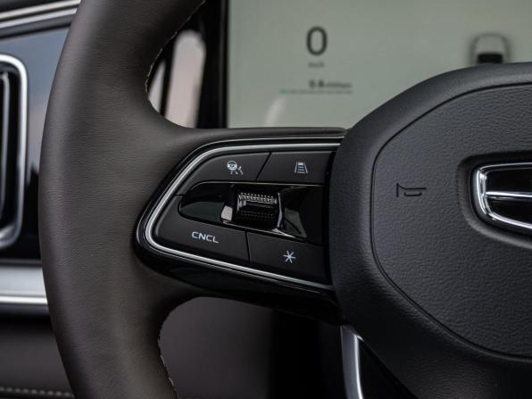 Geely Monjaro I Рестайлинг 2 с пробегом 2026 года, цена 4 200 000 рублей, 52 км, внедорожник, Автокод Объявления