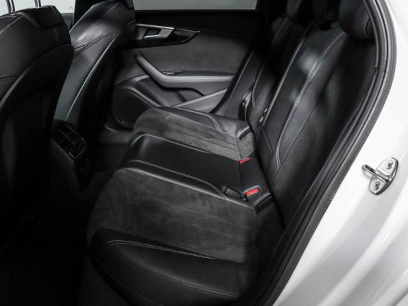 Audi A4 V (B9) с пробегом 2017 года, цена 2 472 574 рубля, 175673 км, седан, Автокод Объявления