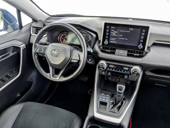 Toyota RAV4 V (XA50) с пробегом 2021 года, цена 3 100 000 рублей, 138659 км, внедорожник, Автокод Объявления