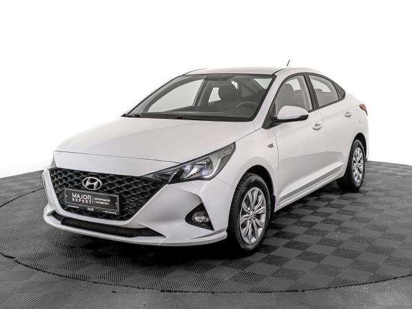 Hyundai Solaris II Рестайлинг с пробегом 2022 года, цена 1 575 000 рублей, 69491 км, седан, Автокод Объявления