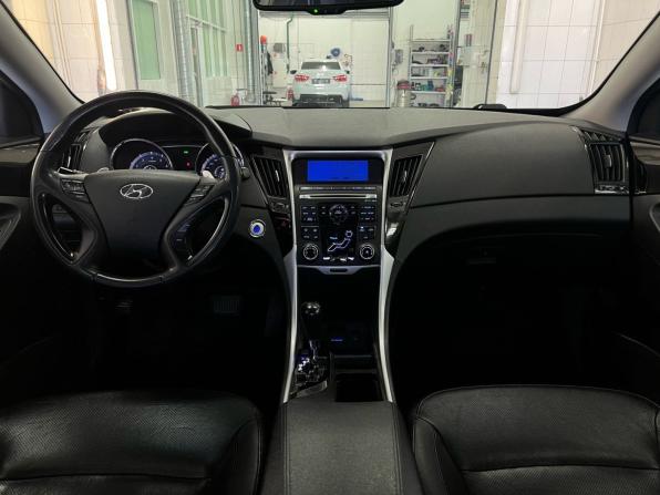 Hyundai Sonata VI (YF) с пробегом 2010 года, цена 929 000 рублей, 254317 км, седан, Автокод Объявления