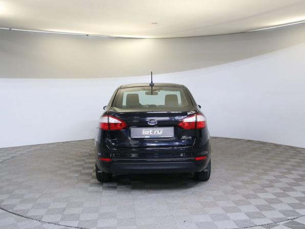 Ford Fiesta Mk6 Рестайлинг с пробегом 2017 года, цена 945 000 рублей, 94983 км, седан, Автокод Объявления