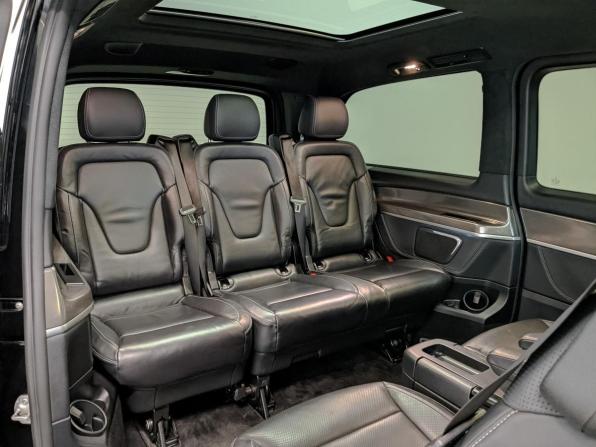 Mercedes-Benz V-Класс III (W447) Рестайлинг с пробегом 2021 года, цена 6 250 000 рублей, 144605 км, минивэн, Автокод Объявления