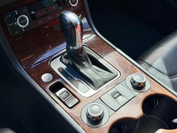 Volkswagen Touareg II с пробегом 2014 года, цена 2 726 000 рублей, 87201 км, внедорожник, Автокод Объявления