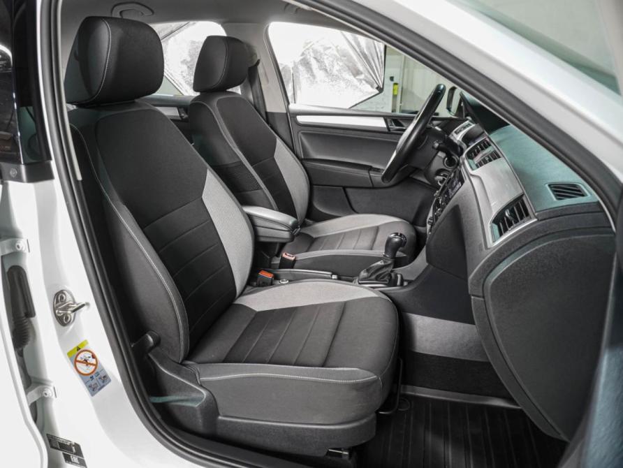 Skoda Rapid I Рестайлинг Воронеж  - изображение 8