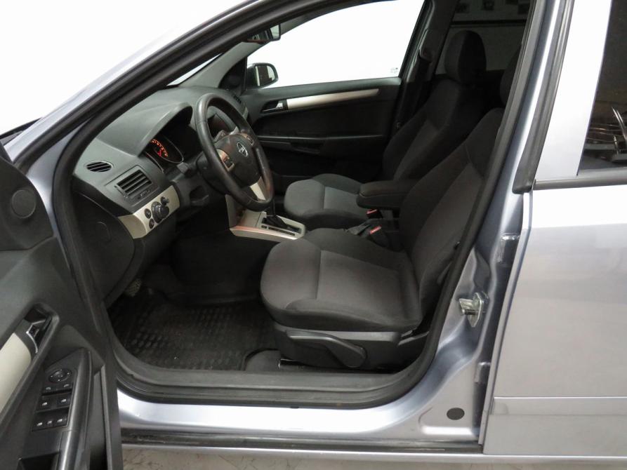 Opel Astra H Рестайлинг Новосибирск  - изображение 12
