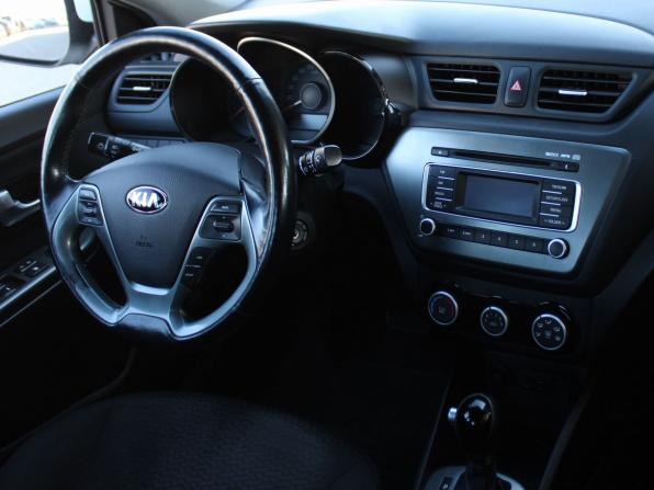 Kia Rio III Рестайлинг с пробегом 2015 года, цена 1 149 000 рублей, 94354 км, седан, Автокод Объявления