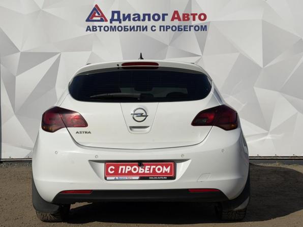 Opel Astra J с пробегом 2011 года, цена 635 000 рублей, 196000 км, хэтчбек, Автокод Объявления