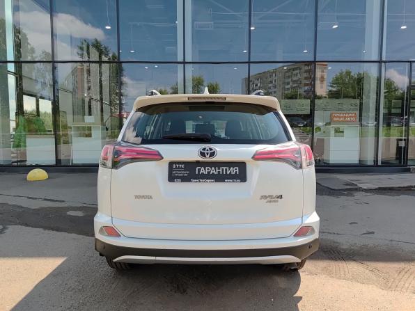 Toyota RAV4 IV (XA40) Рестайлинг с пробегом 2015 года, цена 2 049 900 рублей, 209826 км, внедорожник, Автокод Объявления