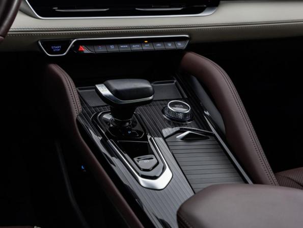 Geely Monjaro I с пробегом 2023 года, цена 3 399 000 рублей, 41500 км, внедорожник, Автокод Объявления