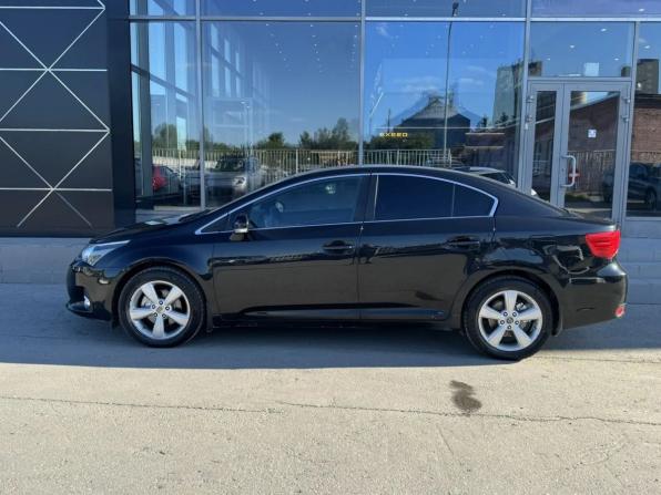 Toyota Avensis III Рестайлинг с пробегом 2011 года, цена 1 030 000 рублей, 201917 км, седан, Автокод Объявления