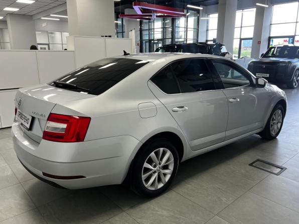 Skoda Octavia III (A7) Рестайлинг с пробегом 2020 года, цена 1 850 000 рублей, 105000 км, лифтбек, Автокод Объявления