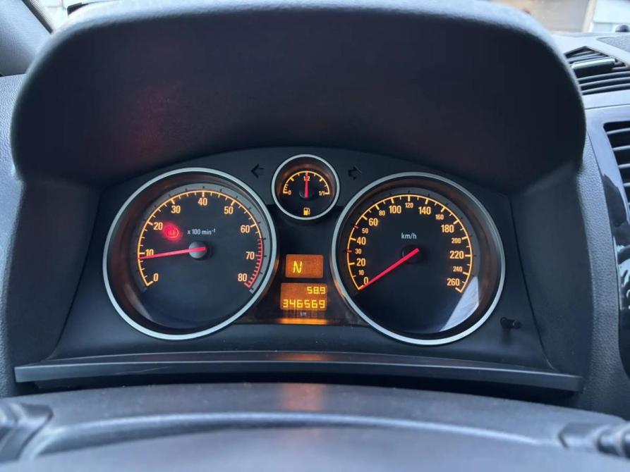 Opel Zafira B Рестайлинг Альметьевск  - изображение 8