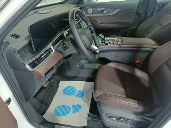 Chery Tiggo 7L с пробегом 2024 года, цена 2 675 000 рублей, 5690 км, внедорожник, Автокод Объявления