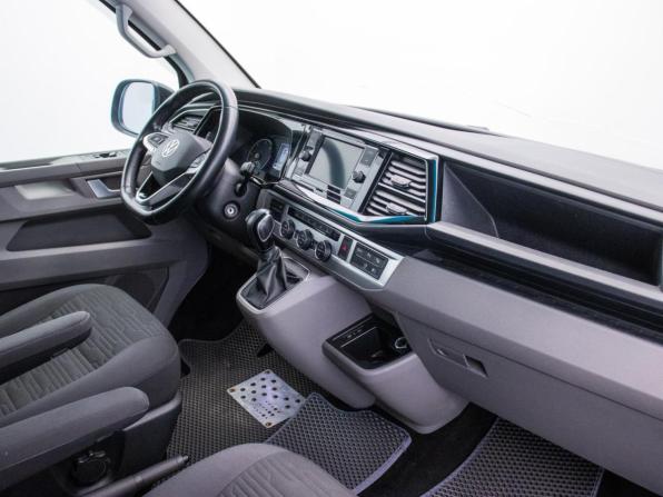 Volkswagen Caravelle T6 Рестайлинг с пробегом 2020 года, цена 4 479 000 рублей, 129000 км, минивэн, Автокод Объявления