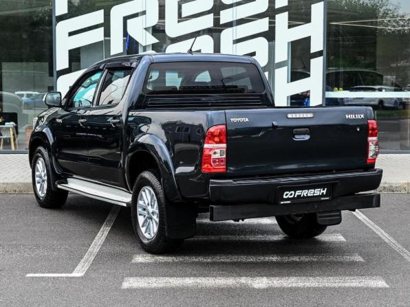 Toyota Hilux VII Рестайлинг с пробегом 2015 года, цена 2 510 000 рублей, 229840 км, offers.body_type.unknown, Автокод Объявления