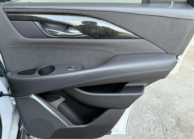 Cadillac Escalade IV с пробегом 2016 года, цена 4 688 000 рублей, 140237 км, внедорожник, Автокод Объявления