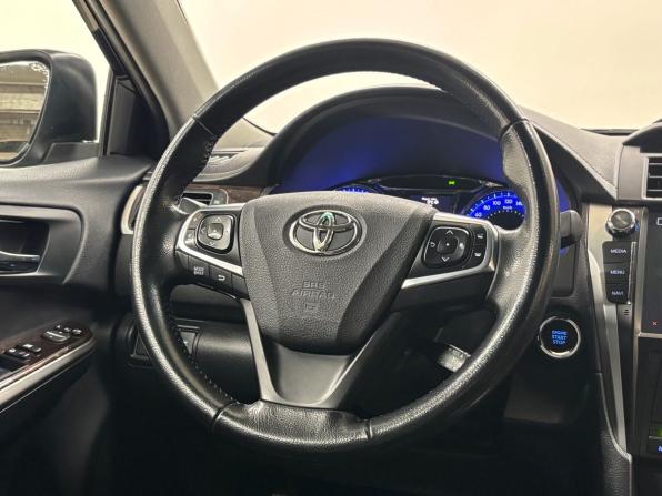 Toyota Camry VII (XV50) Рестайлинг 2 с пробегом 2018 года, цена 2 380 000 рублей, 141834 км, седан, Автокод Объявления