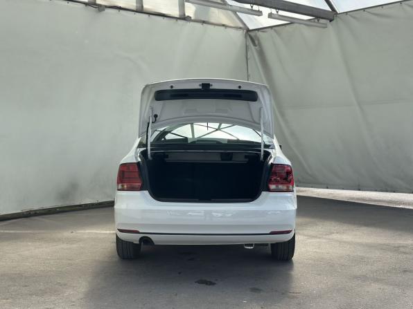 Volkswagen Polo V Рестайлинг с пробегом 2018 года, цена 1 150 000 рублей, 128500 км, седан, Автокод Объявления