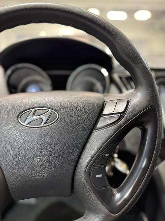 Hyundai Sonata VI (YF) с пробегом 2012 года, цена 1 239 000 рублей, 193449 км, седан, Автокод Объявления