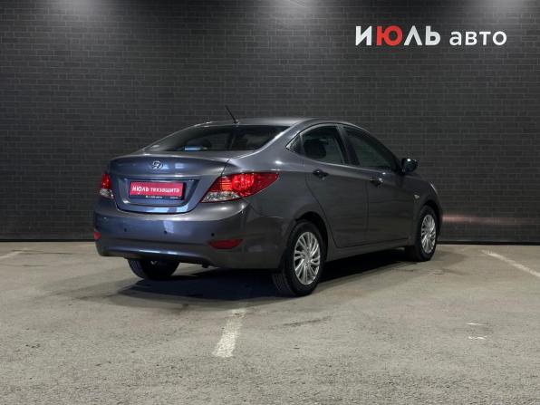 Hyundai Solaris I с пробегом 2014 года, цена 940 000 рублей, 132905 км, седан, Автокод Объявления