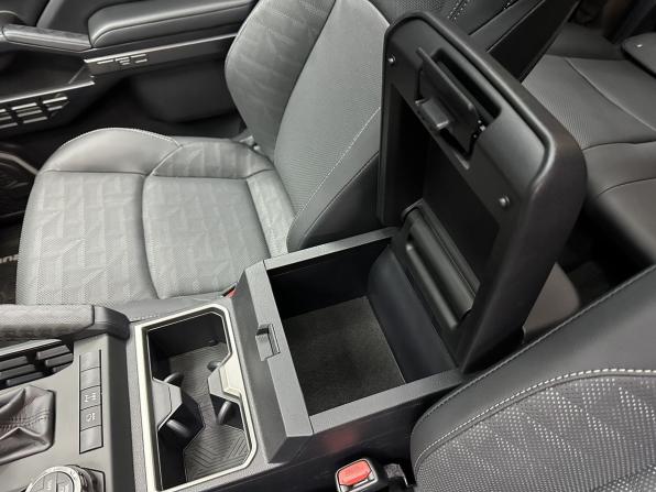 Новый Toyota 4Runner VI 2025 года, цена 9 290 000 рублей, внедорожник, Автокод Объявления