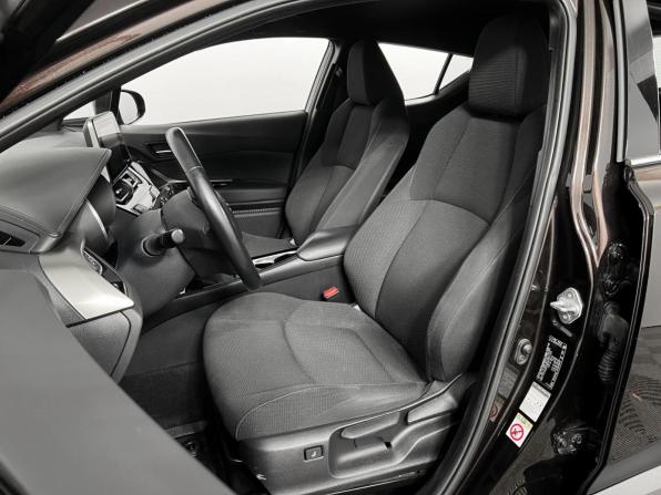 Toyota C-HR I с пробегом 2019 года, цена 2 289 900 рублей, 86653 км, внедорожник, Автокод Объявления