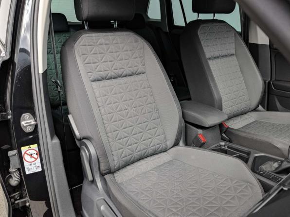 Volkswagen Tiguan II Рестайлинг с пробегом 2021 года, цена 2 590 000 рублей, 71767 км, внедорожник, Автокод Объявления
