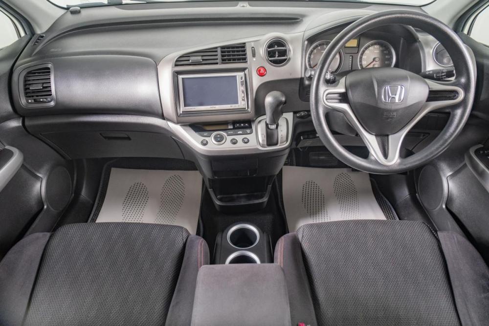 Honda Stream II Рестайлинг Томск  - изображение 11