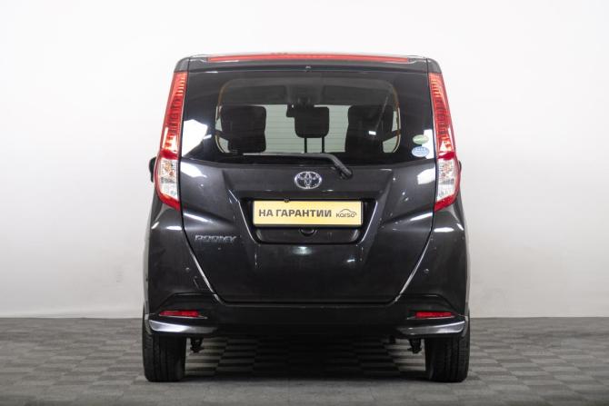 Toyota Roomy I с пробегом 2018 года, цена 979 000 рублей, 125000 км, микровэн, Автокод Объявления