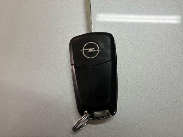 Opel Zafira B Рестайлинг с пробегом 2013 года, цена 640 000 рублей, 184000 км, компактвэн, Автокод Объявления