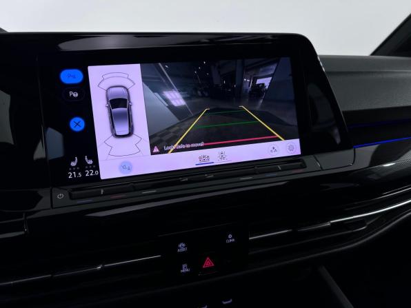 Volkswagen Golf VIII с пробегом 2021 года, цена 2 850 000 рублей, 41250 км, хэтчбек, Автокод Объявления
